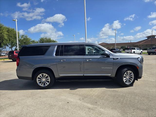 2022 GMC Yukon XL 4WD SLT