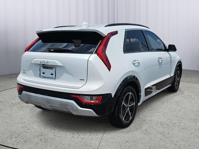 2023 Kia Niro SX