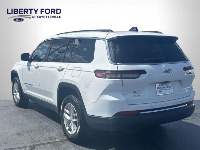 2023 Jeep Grand Cherokee L Laredo 4x4