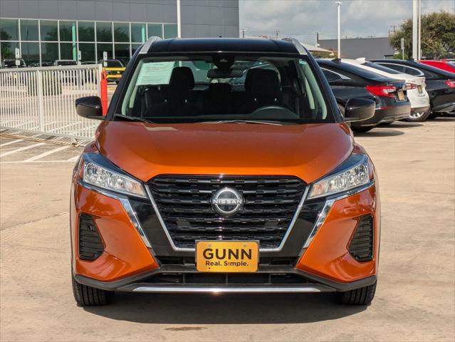 2022 Nissan Kicks SV Xtronic CVT