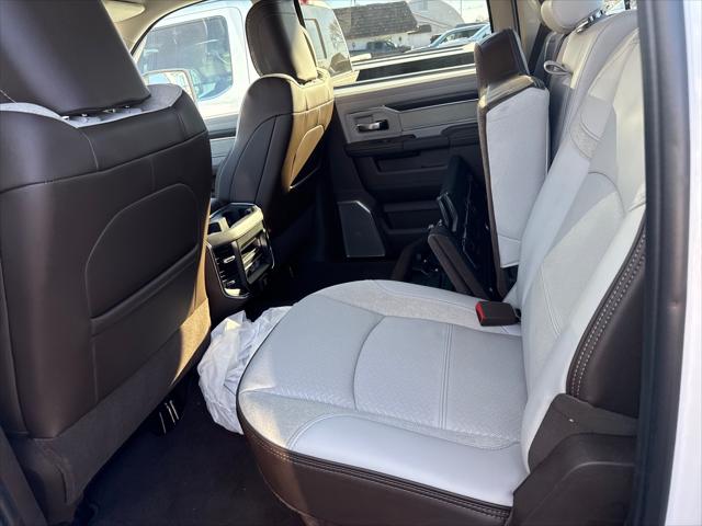 2025 Ram 2500 Laramie Crew Cab 4x4 64 Box