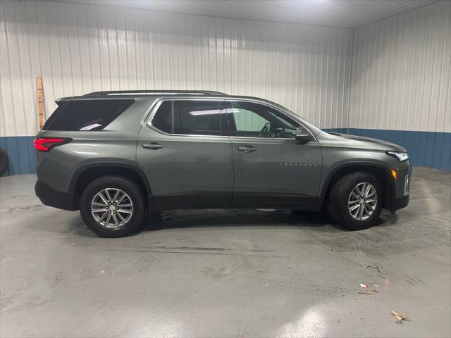 2022 Chevrolet Traverse AWD LT Leather