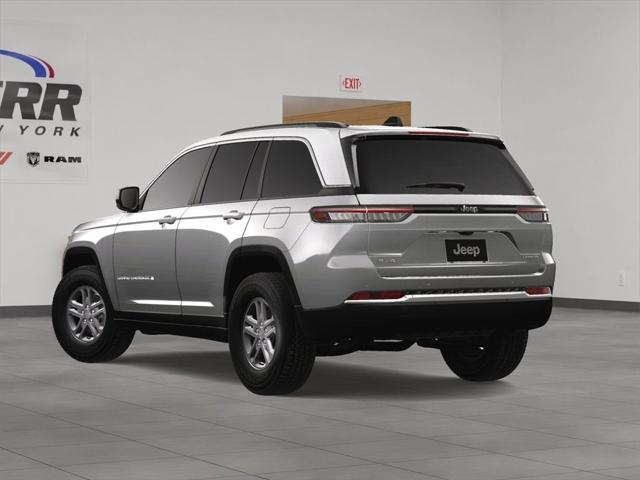 2025 Jeep Grand Cherokee GRAND CHEROKEE LAREDO 4X4