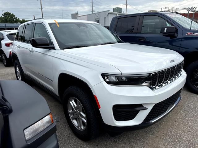 2023 Jeep Grand Cherokee Laredo 4x4