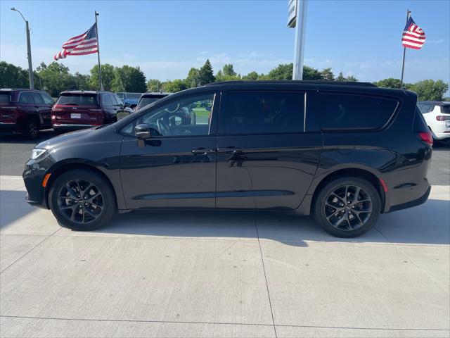2023 Chrysler Pacifica Touring L AWD