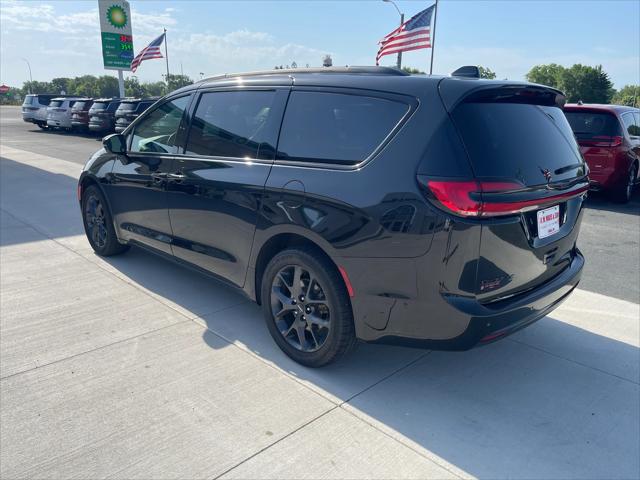 2023 Chrysler Pacifica Touring L AWD
