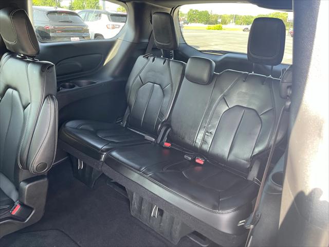 2023 Chrysler Pacifica Touring L AWD