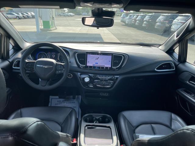 2023 Chrysler Pacifica Touring L AWD