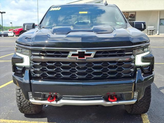 2023 Chevrolet Silverado 1500 4WD Crew Cab Short Bed ZR2