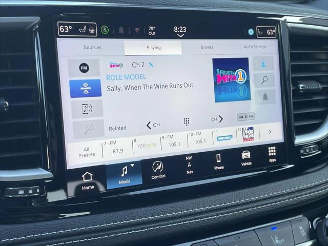 2024 Chrysler Pacifica Hybrid S Appearance Pkg