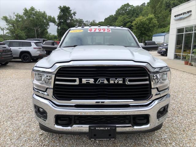 2019 RAM 3500 Big Horn Crew Cab 4x4 8 Box