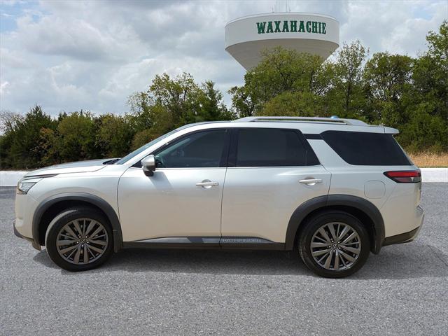 2022 Nissan Pathfinder SL 2WD