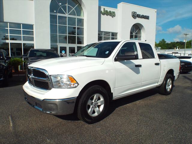 2023 RAM 1500 Classic SLT Crew Cab 4x2 57 Box