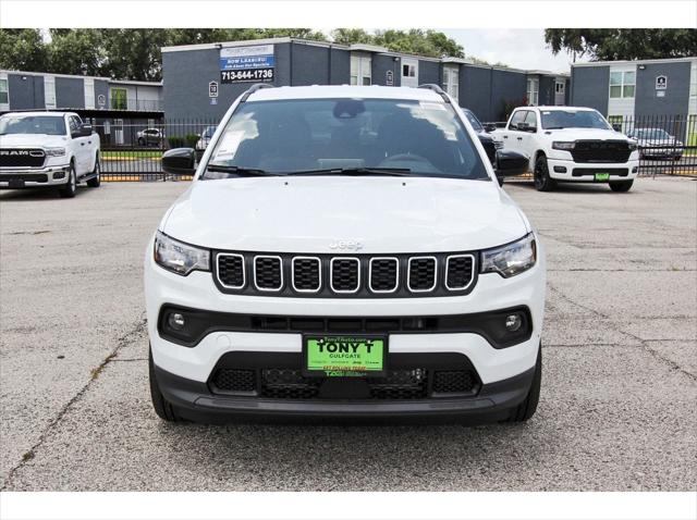 2025 Jeep Compass COMPASS LATITUDE 4X4