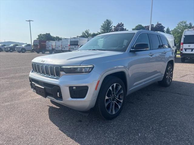 2025 Jeep Grand Cherokee GRAND CHEROKEE OVERLAND 4X4