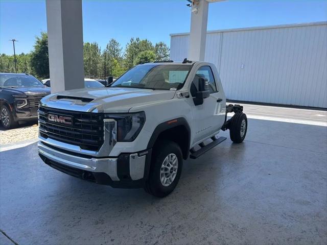 2025 GMC Sierra 2500HD 2WD Regular Cab Long Bed Pro