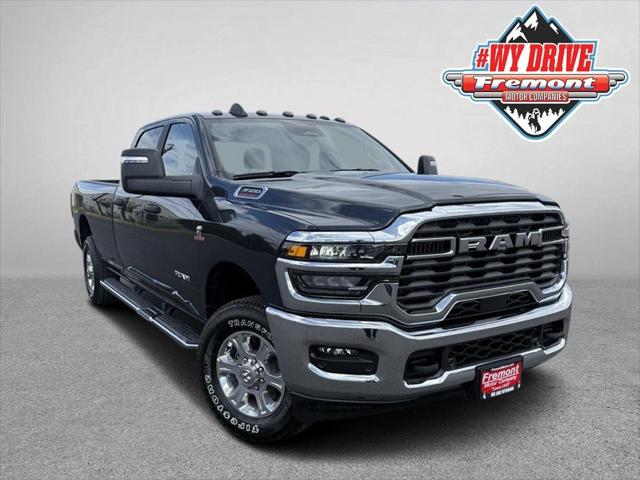 2025 RAM Ram 3500 RAM 3500 BIG HORN CREW CAB 4X4 8 BOX
