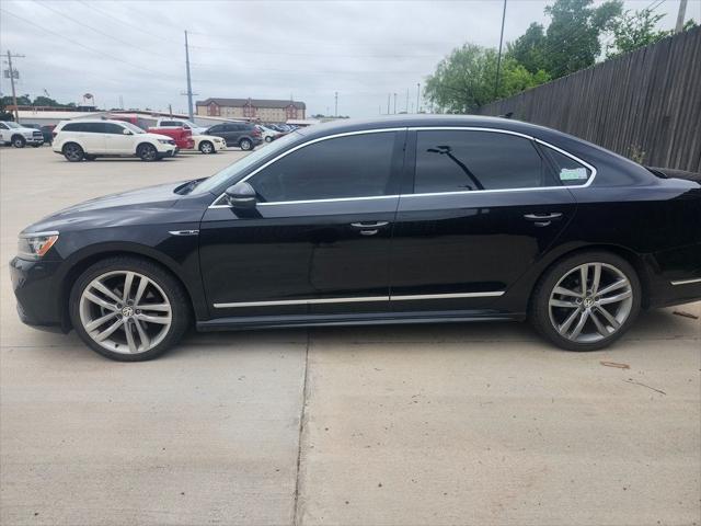 2017 Volkswagen Passat 1.8T R-Line