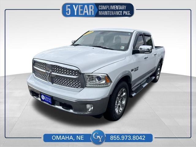 2017 RAM 1500 Laramie Crew Cab 4x4 57 Box