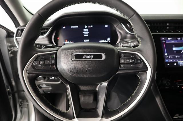 2023 Jeep Grand Cherokee L Laredo 4x4