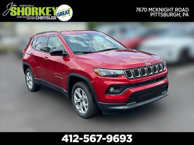 2025 Jeep Compass COMPASS LATITUDE 4X4