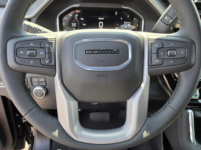2025 GMC Sierra 2500HD 4WD Crew Cab Standard Bed Denali