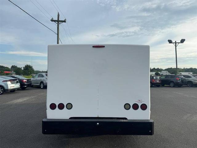 2014 Chevrolet Express Cutaway 3500