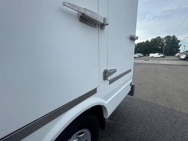 2014 Chevrolet Express Cutaway 3500