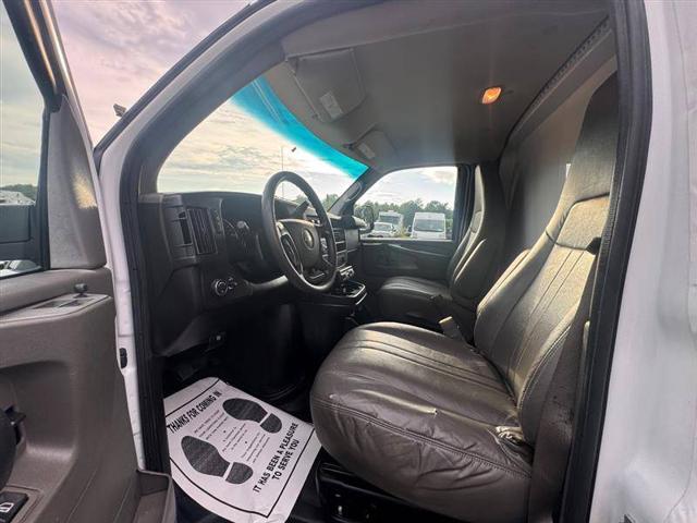 2014 Chevrolet Express Cutaway 3500