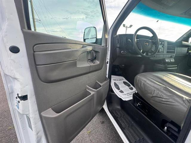 2014 Chevrolet Express Cutaway 3500