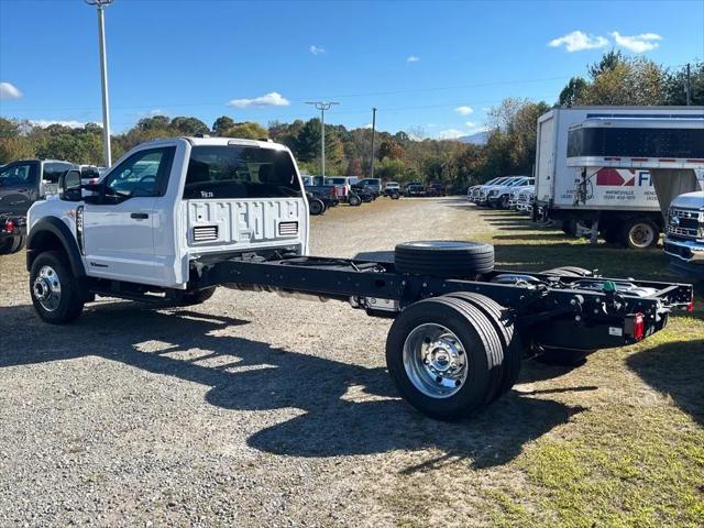 2025 Ford 600 XLT