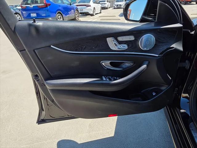 2018 Mercedes-Benz E-CLASS E 300 E 300