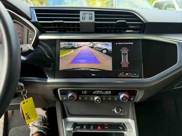 2025 Audi Q3 Premium 45 TFSI S line quattro Tiptronic