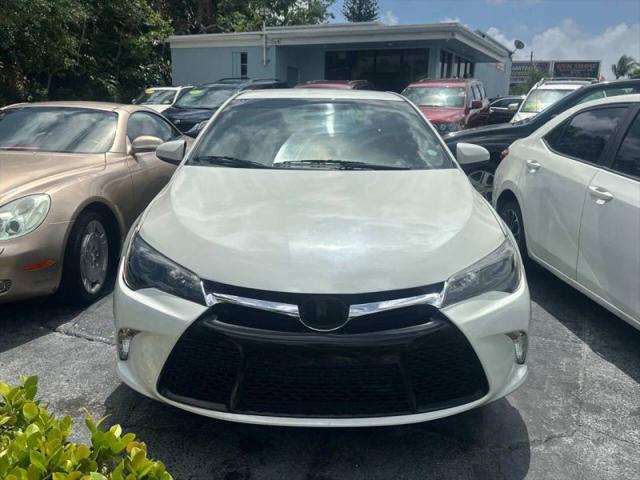 2015 Toyota Camry SE