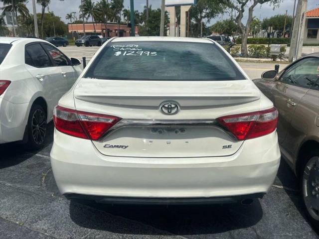 2015 Toyota Camry SE
