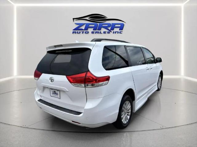 2011 Toyota Sienna XLE V6