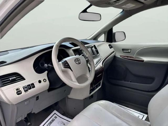 2011 Toyota Sienna XLE V6