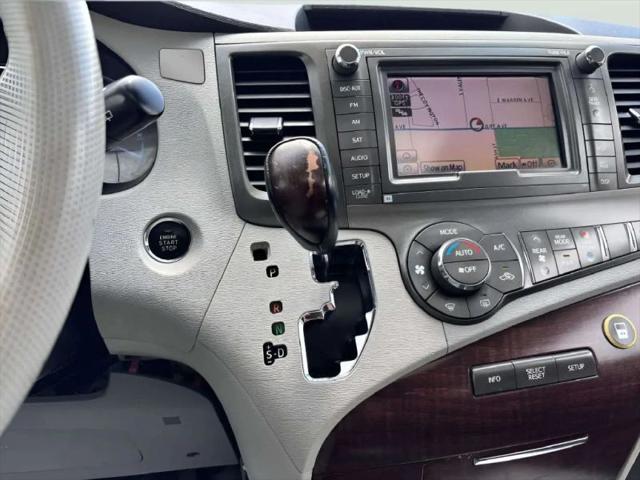 2011 Toyota Sienna XLE V6