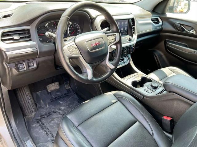 2022 GMC Acadia AWD SLT