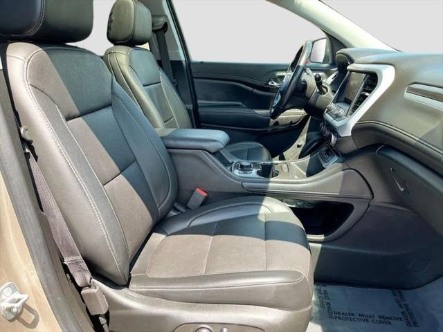 2022 GMC Acadia AWD SLT