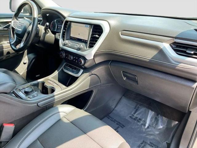2022 GMC Acadia AWD SLT