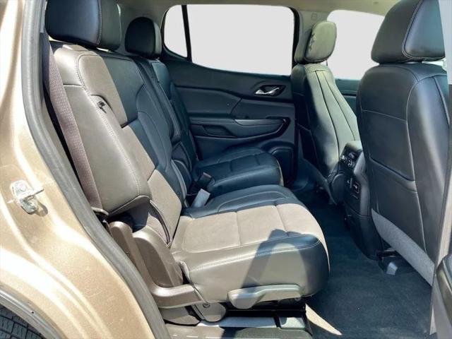 2022 GMC Acadia AWD SLT