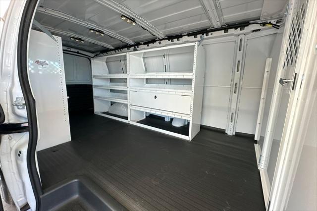 2025 GMC Savana Cargo RWD 2500 Extended Wheelbase Work Van