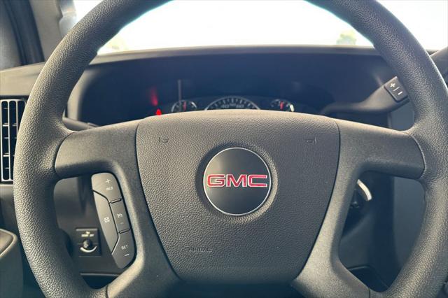 2025 GMC Savana Cargo RWD 2500 Extended Wheelbase Work Van