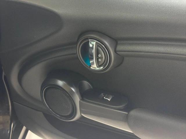 2015 MINI Hardtop Cooper