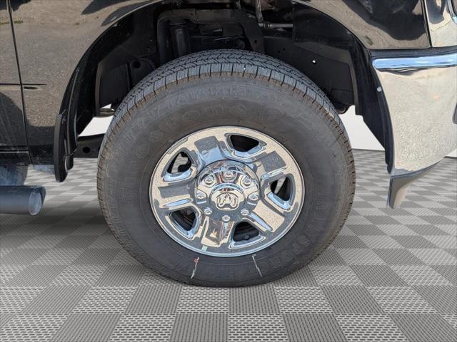2025 Ram 2500 Tradesman Crew Cab 4x4 64 Box