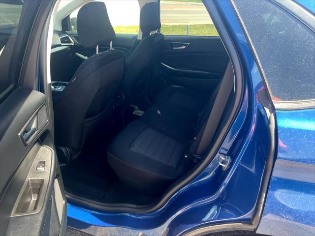 2022 Ford Edge SE