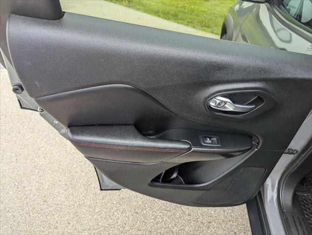 Used 2019 Jeep Cherokee For Sale in Jackson, MI