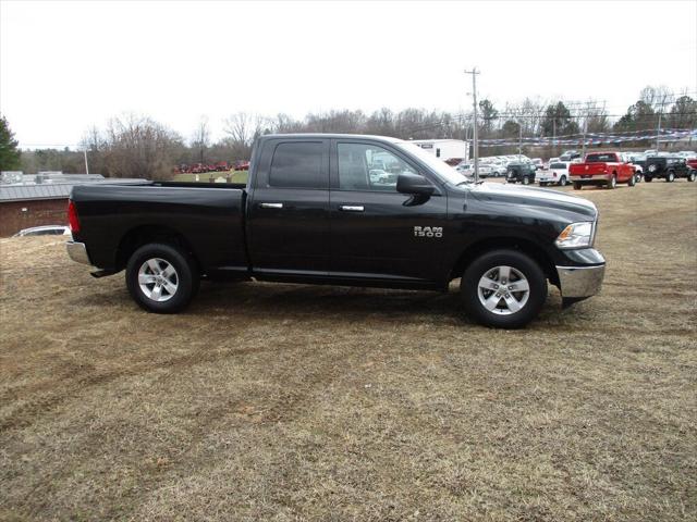 2017 RAM 1500 SLT Quad Cab 4x2 64 Box
