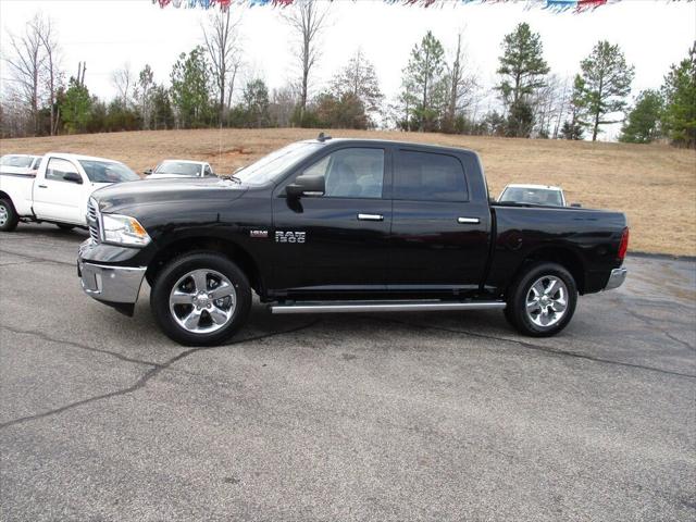 2017 RAM 1500 Big Horn Crew Cab 4x4 57 Box